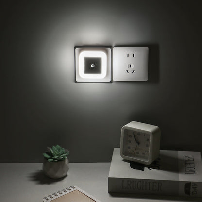 🌙 Plug-in LED Night Light – Dusk-to-Dawn Sensor & Warm White Glow 🏠