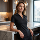 👕 PROMO LIMITÉE À 50 % DE RÉDUCTION ! ✨ T-shirt femme coupe slim – Col V à revers, tissu rafraîchissant, coloris unis 🌿